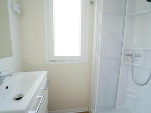 Mobile Home in Cres near Pebble Beach