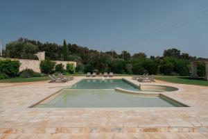 HelloApulia - Masseria Petra Antica - Charming Family Retreat with Pool & Gym in Itria Valle