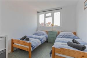 The Crows Nest - Apartment with great sea views- Crabpot Cottages Sheringham