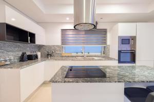 Stunning Seafront Flat in Sliema