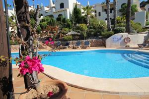 Carolinas Paradise Stunning Villa with Golf Pool Views at La Manga Club