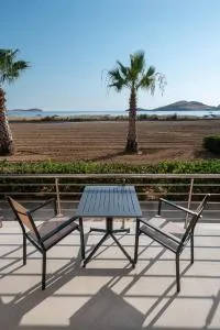 Anni Seafront Studios - Thános