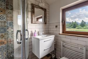 Domek Między Dolinami