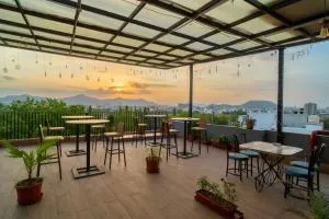 Majestic Hotel and Restro - Dakan Kotra