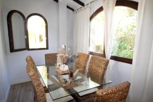 Carolinas Paradise Stunning Villa with Golf Pool Views at La Manga Club