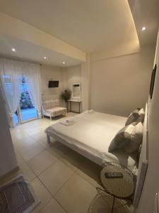 KLIO Apartments and Studios