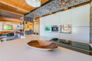 Chalets Chalet FLOCON Serre Chevalier cinema sauna jaccuzi, piscine ete : photos des chambres