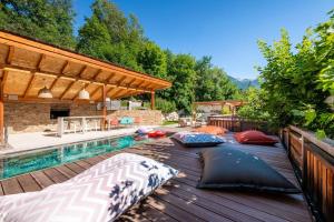 Chalets Chalet FLOCON Serre Chevalier cinema sauna jaccuzi, piscine ete : photos des chambres