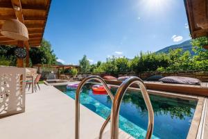 Chalets Chalet FLOCON Serre Chevalier cinema sauna jaccuzi, piscine ete : photos des chambres