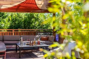 Chalets Chalet FLOCON Serre Chevalier cinema sauna jaccuzi, piscine ete : photos des chambres