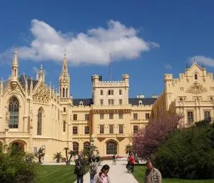 Penzion Trojna Lednice-vhodné na svatby,rodinné akce,teambuilding - Němčičky