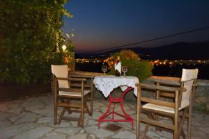 Μικρή Πέτρινη Μεζονέτα 2