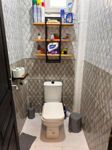 Appartement F3 Bouzaaroura Skikda