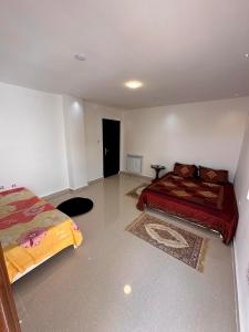 Appartement F3 Bouzaaroura Skikda