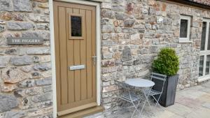 Luxury Barn near Wells - Pool, Gym