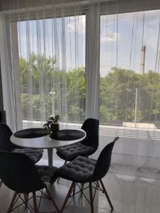 Híd Köz Penthouses Apartman - Mikepércs
