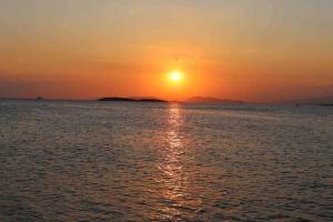 Vouliagmeni Beachfront Athens Fast WiFi