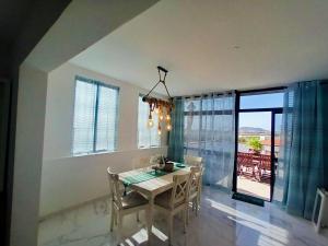 Ocean view Holiday Home