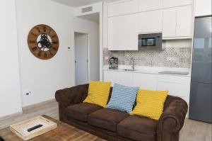 Sunset viewSwimming pool* AC