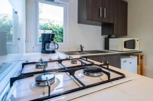 Campings Camping 4 etoiles - Piscine - efceih : photos des chambres