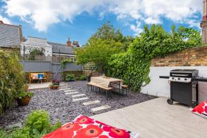 Little Oyster by Bloom Stays