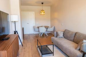 Holiday home with pool by Costarentals - Ref 251