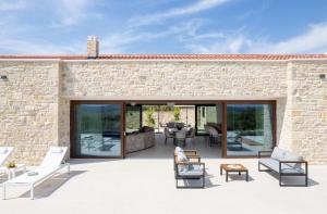 Luxury Villa Aria Dalmatica heated pool sauna & jacuzzi