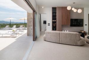 Luxury Villa Terra & Aria Dalmatica heated pool sauna & jacuzzi