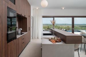 Luxury Villa Terra & Aria Dalmatica heated pool sauna & jacuzzi