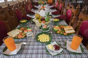 Avocado Orchid Resort