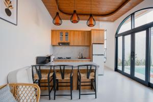 Melviano Suite & Villa