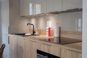 Casita 2 - Appartement 2 chambres avec parking - Place des Lices