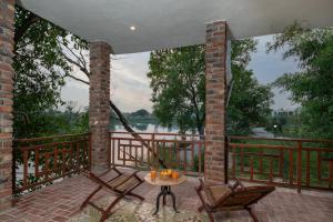 Olive Trotter, Nangal