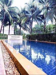 Studio 1 bed heart old town phuket convenience