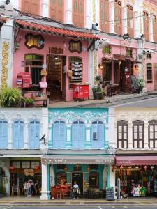 Studio 1 bed heart old town phuket convenience