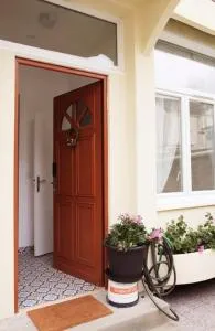 Madame paris - 莱克朗兰比塞特尔