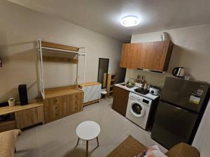 Warm and Cozy, Resort like Condo in LapuLapu 14th flr Near Airport