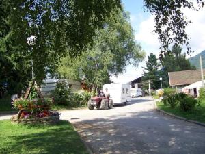 Campings Camping 3 etoiles - Piscine - efc0dg : photos des chambres