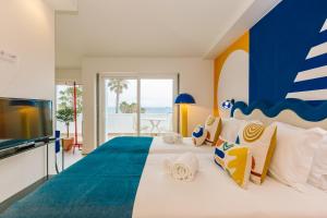 RENT4REST Estoril Seafront Apartments