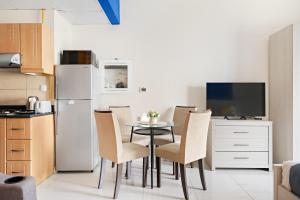 New Studio in Sport City - Pool, Gym, Parking