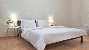 Однокімна квартира біля Каштанової Алеї у центрі Полтави Мережа AlexApartments Документи для відряджень Безконтатне заселення 24-7