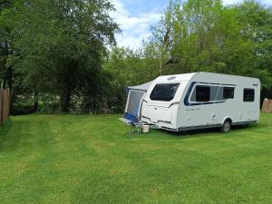 Campings Camping Le Douzou : photos des chambres