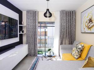 Elegance At Waterfall Ridge