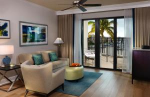 One-Bedroom Suite room in Naples Bay Resort and Marina