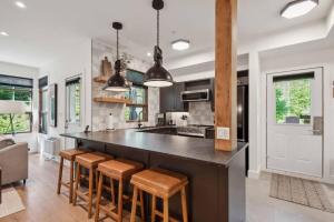 Tremblant Prestige - Les Eaux 223-4