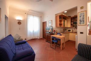 Vanni Apartment by Mamo Florence