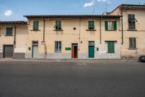 Vanni Apartment by Mamo Florence