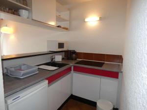 Studio Cabine - Loggia Sud - Proche Plage et Commerces - 4 Pers - Parking Privé - FR-1-328-104