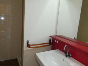 Studio Cabine - Loggia Sud - Proche Plage et Commerces - 4 Pers - Parking Privé - FR-1-328-104