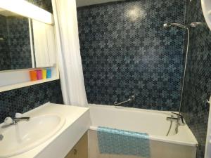 Studio Cabine Moderne avec Piscine, Proche Plage, Calme, Vert, Tout Confort - La Grande Motte - FR-1-328-105